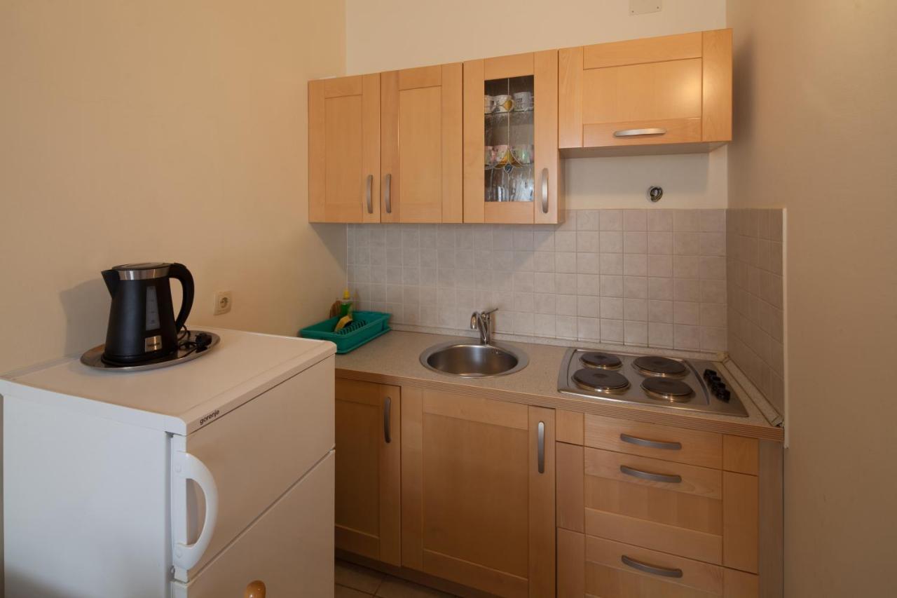 Apartments By The Sea Bilo, Primosten - 4191 Luaran gambar