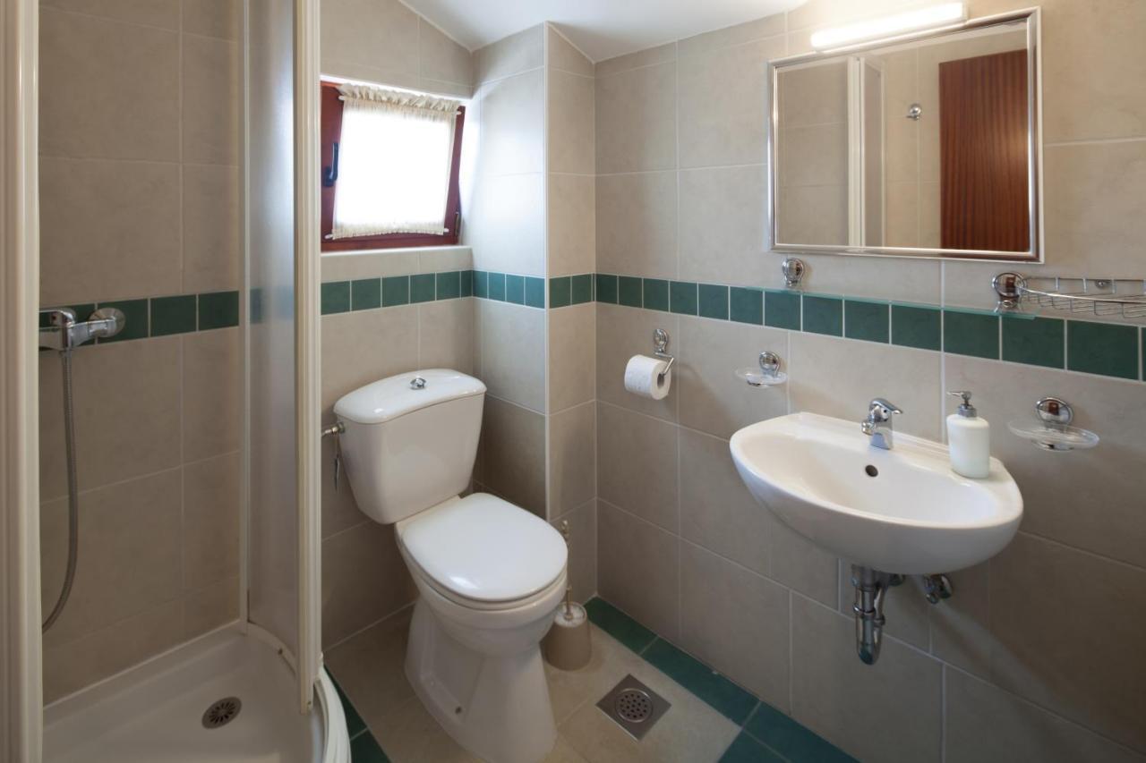 Apartments By The Sea Bilo, Primosten - 4191 Luaran gambar