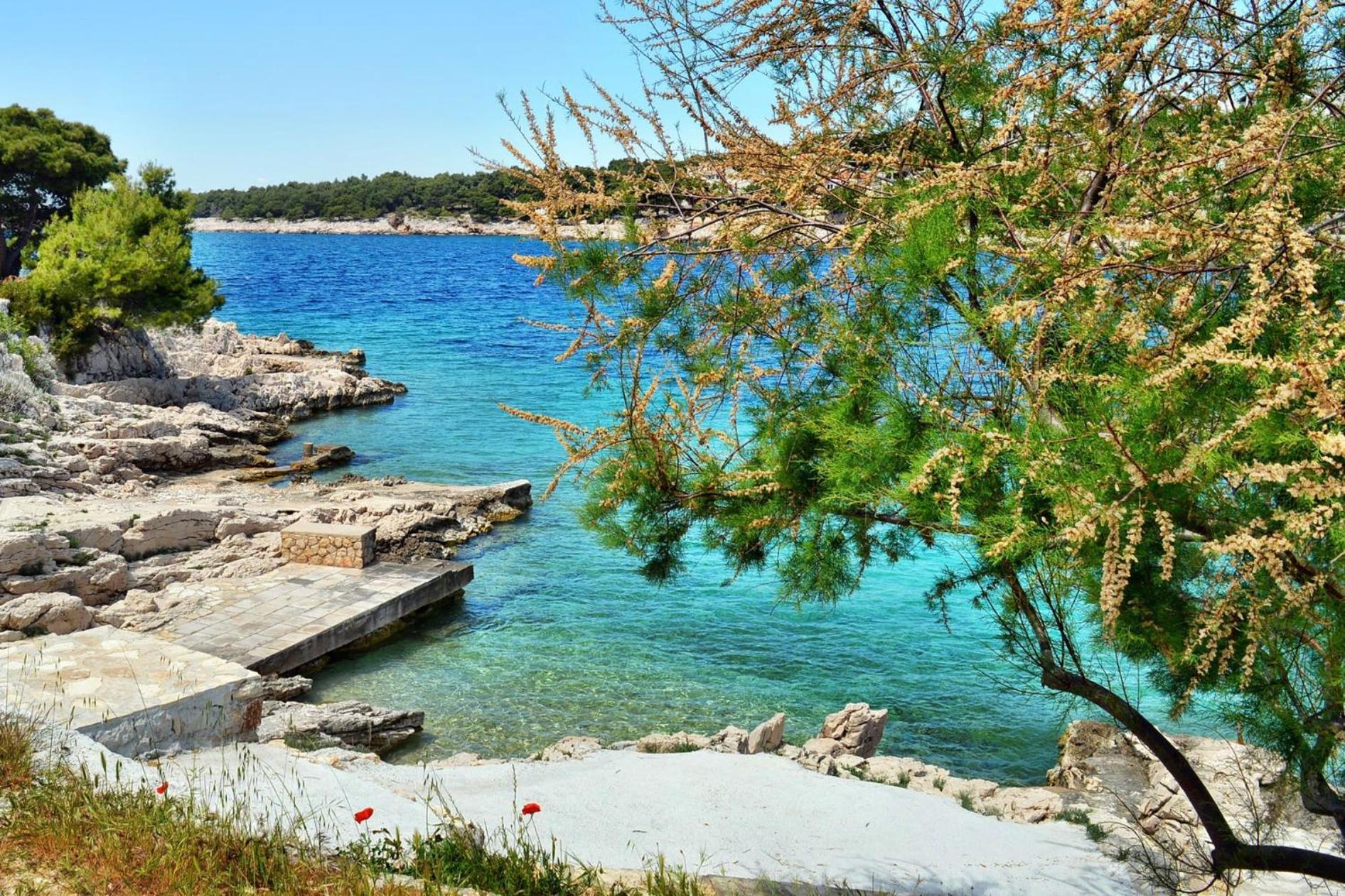 Apartments By The Sea Bilo, Primosten - 4191 Luaran gambar